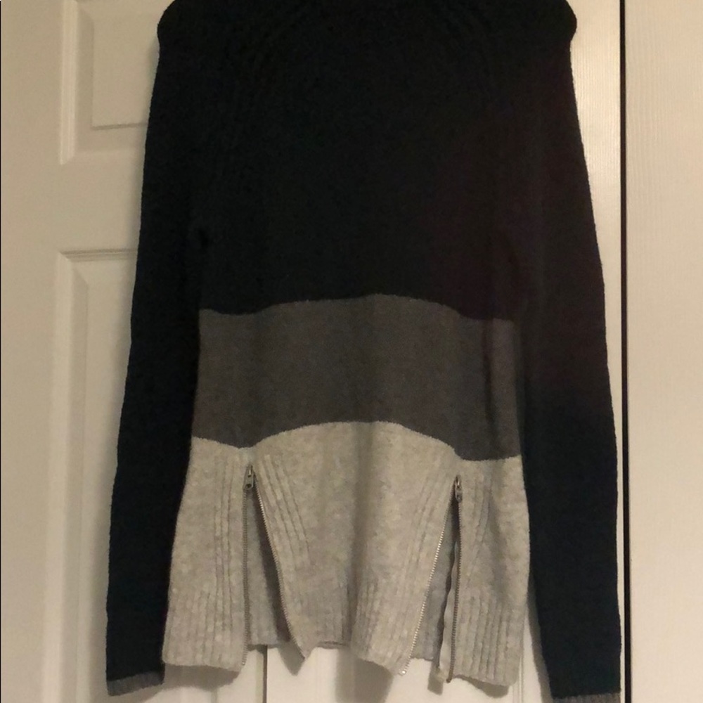 Striped long sweater - Picture 4 of 5